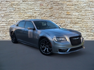 2018 Chrysler 300