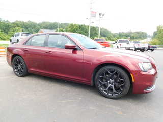 2019 Chrysler 300 for sale in Clarksville TN