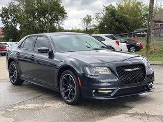 2019 Chrysler 300