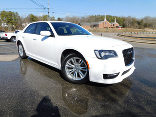 2019 Chrysler 300 for sale in Clarksville TN