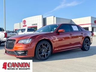 2021 Chrysler 300