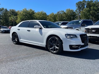 2023 Chrysler 300