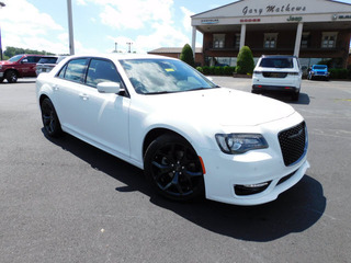 2022 Chrysler 300 for sale in Clarksville TN