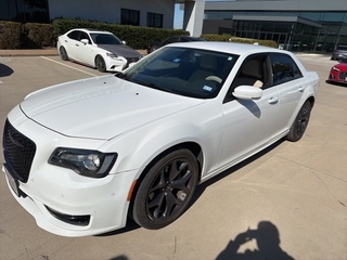2023 Chrysler 300
