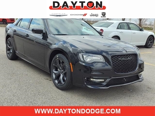 2023 Chrysler 300 for sale in Dayton OH