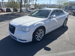 2018 Chrysler 300