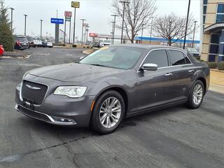 2016 Chrysler 300