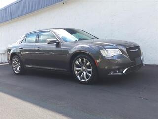 2018 Chrysler 300