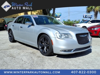 2020 Chrysler 300