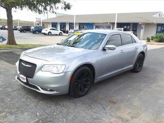 2016 Chrysler 300