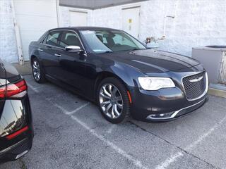 2019 Chrysler 300 for sale in Clarksville TN