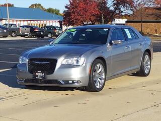 2017 Chrysler 300 for sale in Savoy IL