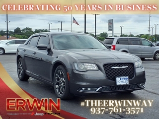 2016 Chrysler 300 for sale in Troy OH
