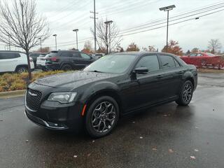 2018 Chrysler 300 for sale in Clinton Twp. MI