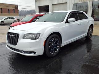 2017 Chrysler 300