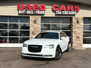 2016 Chrysler 300