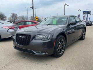 2018 Chrysler 300