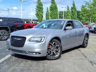 2018 Chrysler 300
