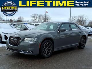 2018 Chrysler 300 for sale in Howell MI