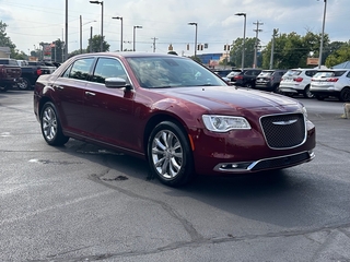 2019 Chrysler 300