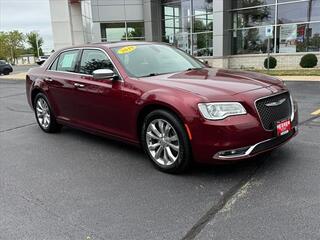 2019 Chrysler 300