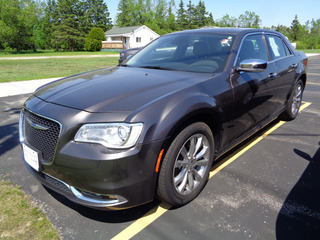 2019 Chrysler 300