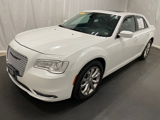 2017 Chrysler 300