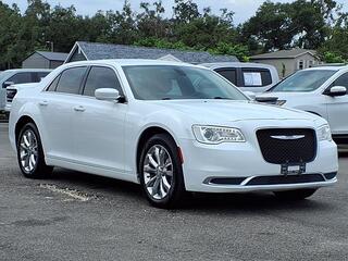 2018 Chrysler 300