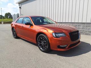 2020 Chrysler 300