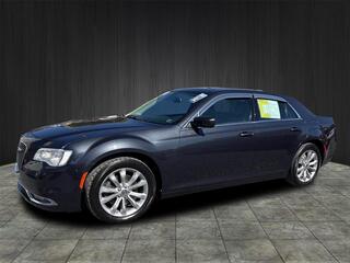2016 Chrysler 300