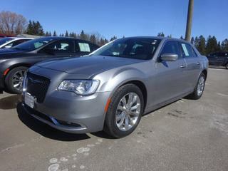 2017 Chrysler 300