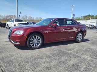 2019 Chrysler 300