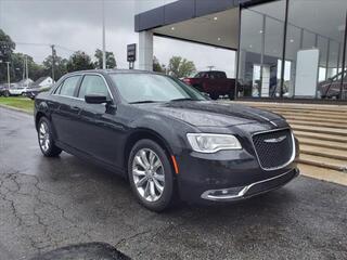 2019 Chrysler 300