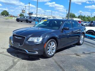 2017 Chrysler 300