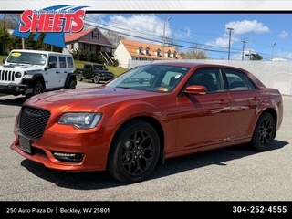 2021 Chrysler 300
