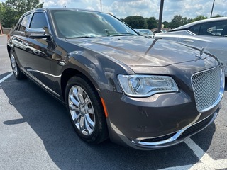 2018 Chrysler 300