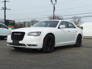 2016 Chrysler 300