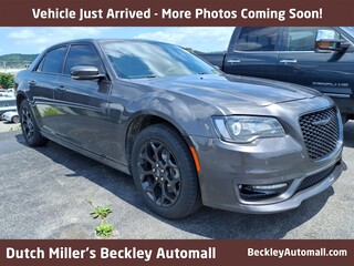 2023 Chrysler 300