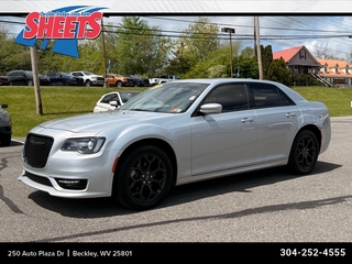 2023 Chrysler 300