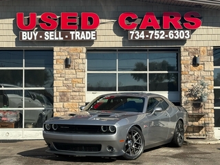 2016 Dodge Challenger for sale in Woodhaven MI