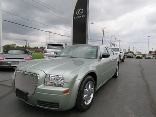 2005 Chrysler 300