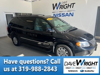 2004 Chrysler Town And Country for sale in Cedar Rapids IA