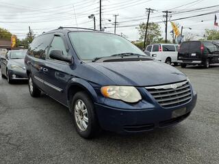 2005 Chrysler Town And Country