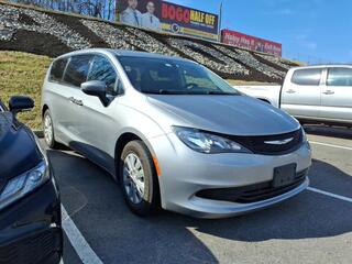 2020 Chrysler Voyager