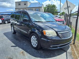 2013 Chrysler Town And Country for sale in Madison TN