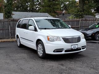 2014 Chrysler Town And Country for sale in Kirkwood MO