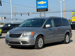 2016 Chrysler Town And Country for sale in Alexandria KY