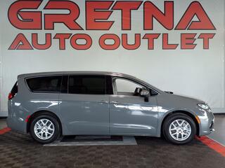 2023 Chrysler Pacifica for sale in Gretna NE
