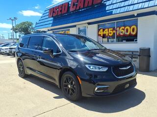 2024 Chrysler Pacifica for sale in Roseville MI