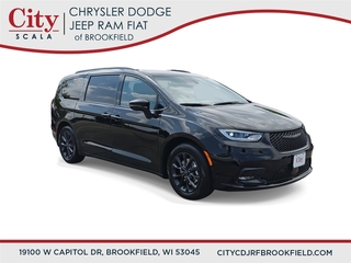2025 Chrysler Pacifica